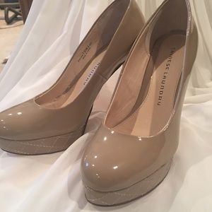 Chinese Laundry platform heels 7.5